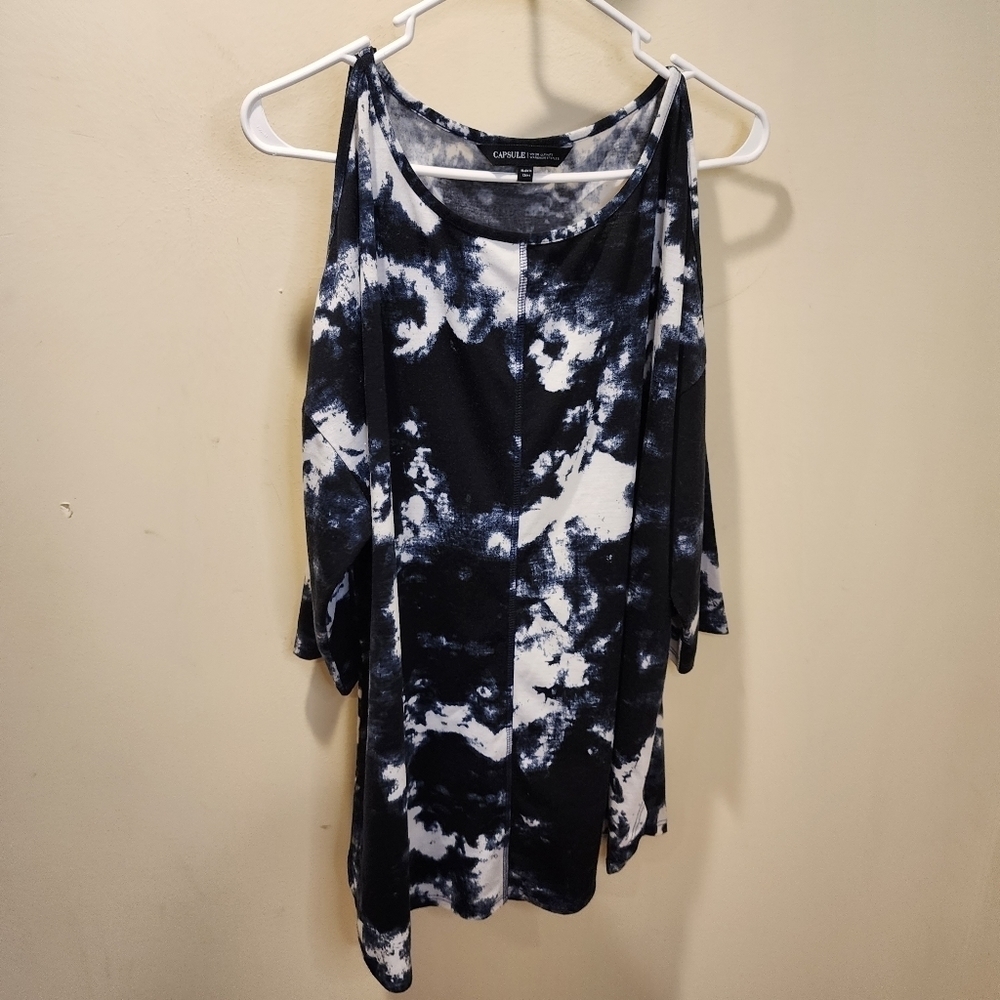 Capsule Tie Dye Cold shoulder Plus size top size 12 - Picture 4 of 12